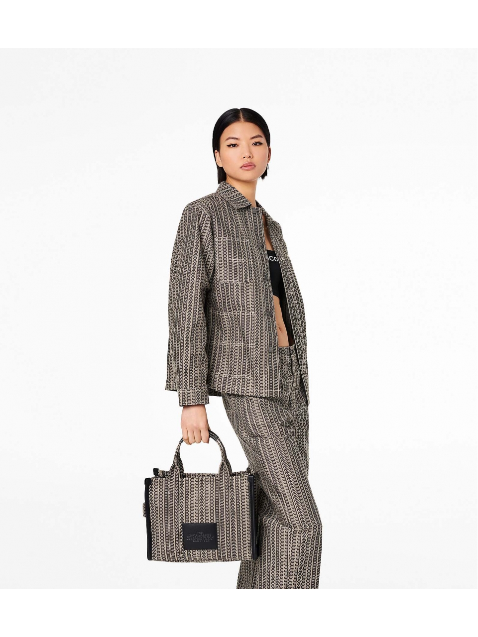 Сумка-тоут Marc Jacobs The Traveler Monogram